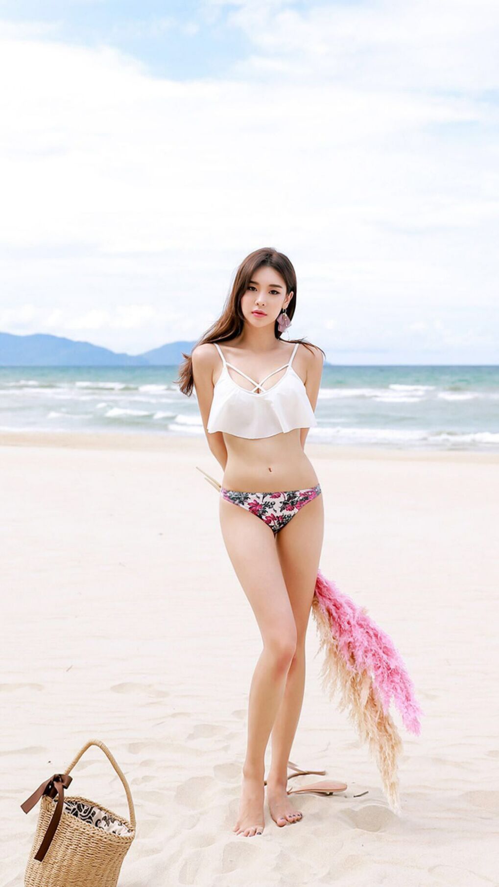 AYX体育-维尔·冯·威克：凭借强壮体魄，屡屡打破对方防线，为南非队提供优势